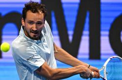 开云体育在线-欧洲网球队险胜日本网球队，梅德韦杰夫完成帽子戏法的简单介绍