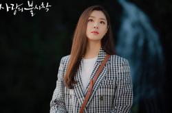 开云体育平台APP-双线绞杀！爱尔兰提前终结悬念，萨内彻底撕碎冰岛防线