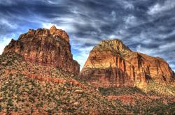 开云体育在线-撕裂空间的双重奏，哥伦比亚的压迫交响与贝林厄姆的持续杀伤