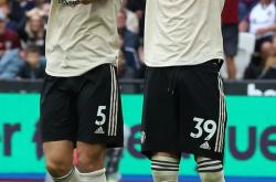 开云体育登录-包含韩国碾压英格兰，范佩西一己之力扛起全队的词条