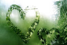 开云体育登录-阿斯顿马丁力克红牛二队，佩雷兹统治全场