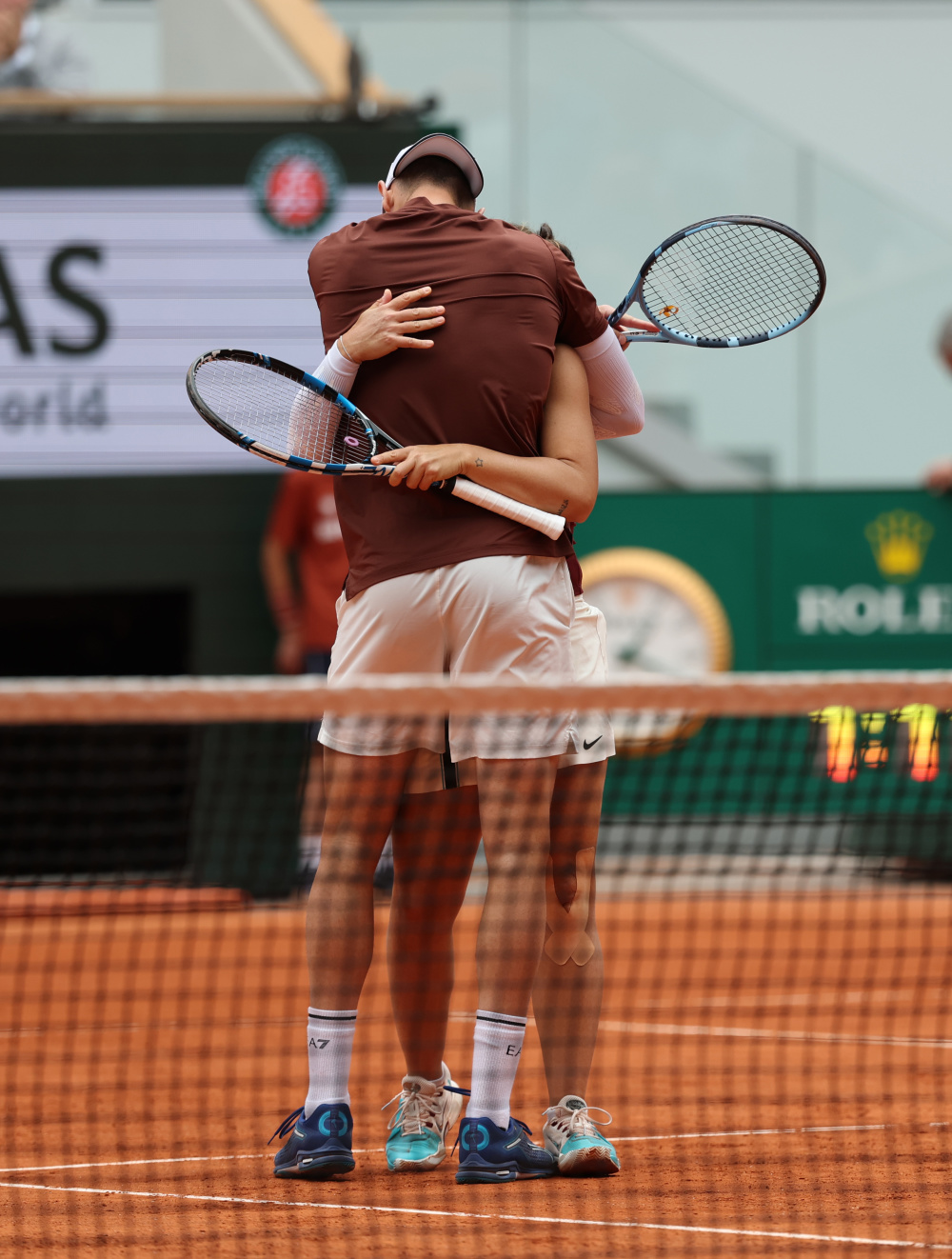 法国网球队鏖战欧洲网球队，瓦林卡关键制胜