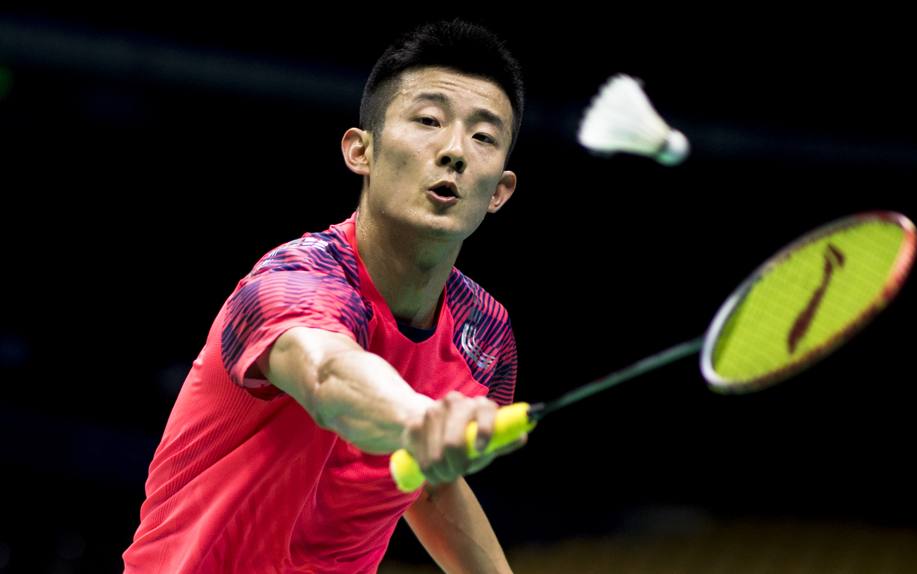 日本羽毛球队强势韩国羽毛球队，谌龙惊艳世界