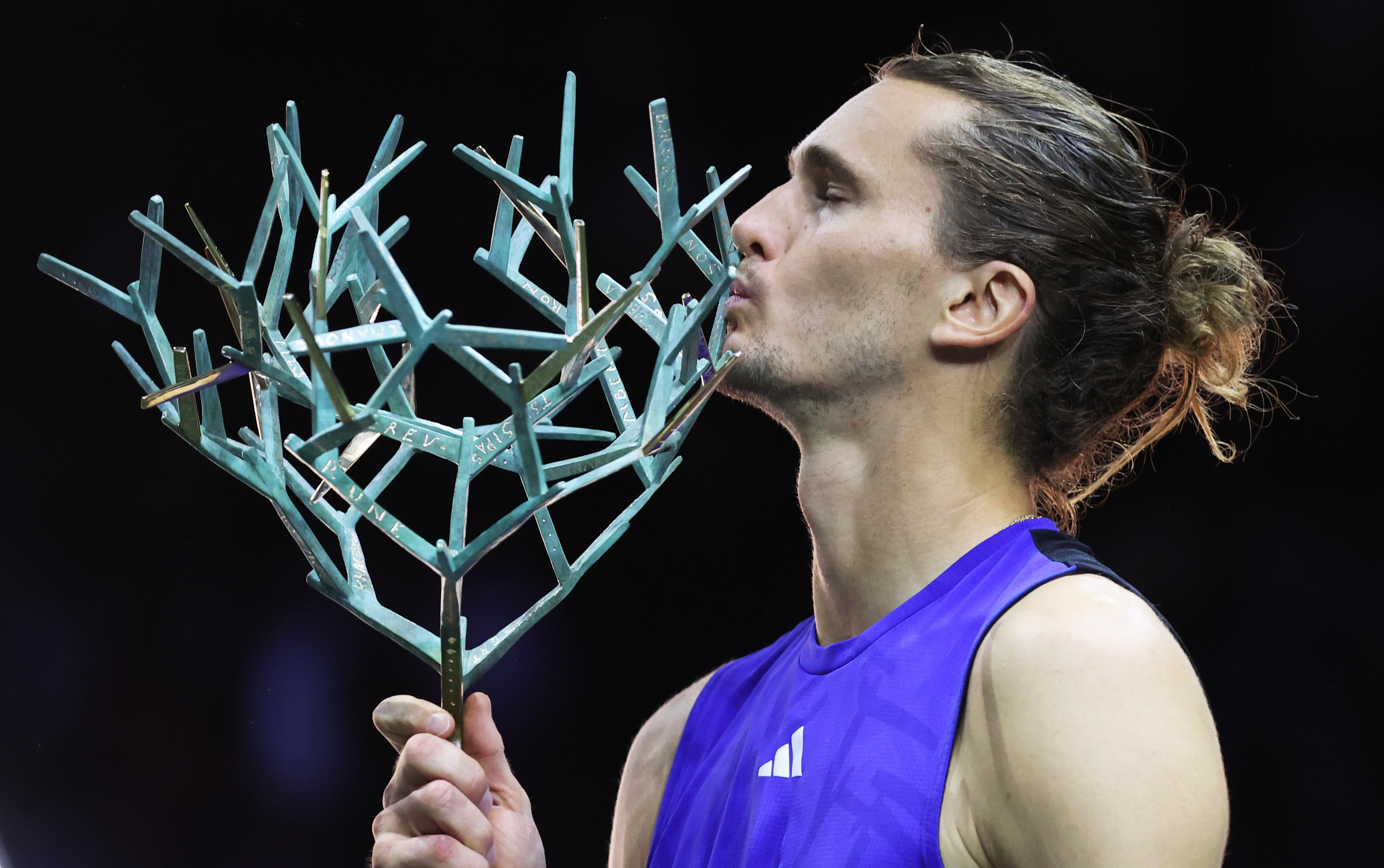 英国网球队绝杀美国网球队，兹维列夫一己之力扛起全队