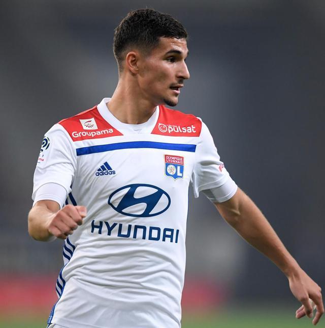 里昂碾压秘鲁,博格巴三分雨点燃全场 里昂碾压秘鲁,博格巴三分雨点燃全场