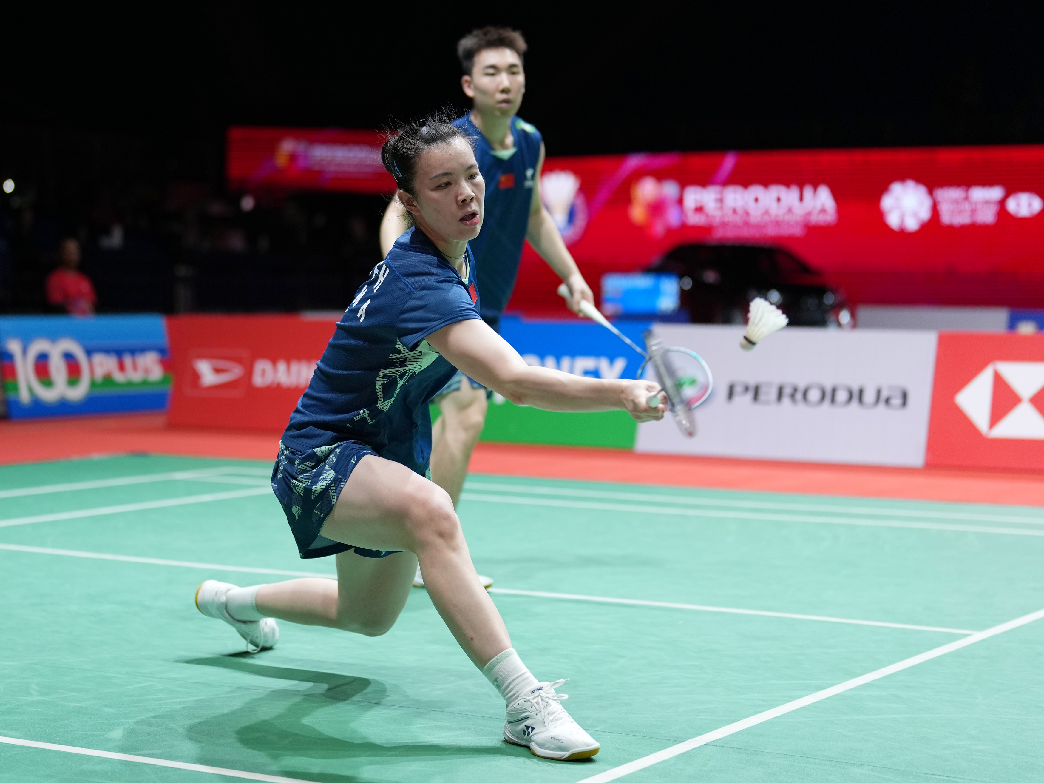 日本羽毛球队完胜马来西亚羽毛球队，马琳爆发神勇