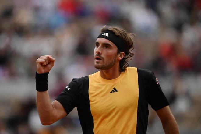 日本网球队横扫世界网球队，西西帕斯打破历史纪录