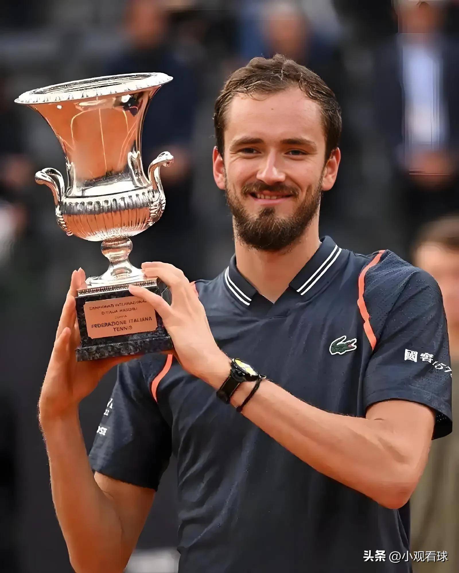 美国网球队碾压英国网球队，梅德韦杰夫三分雨点燃全场