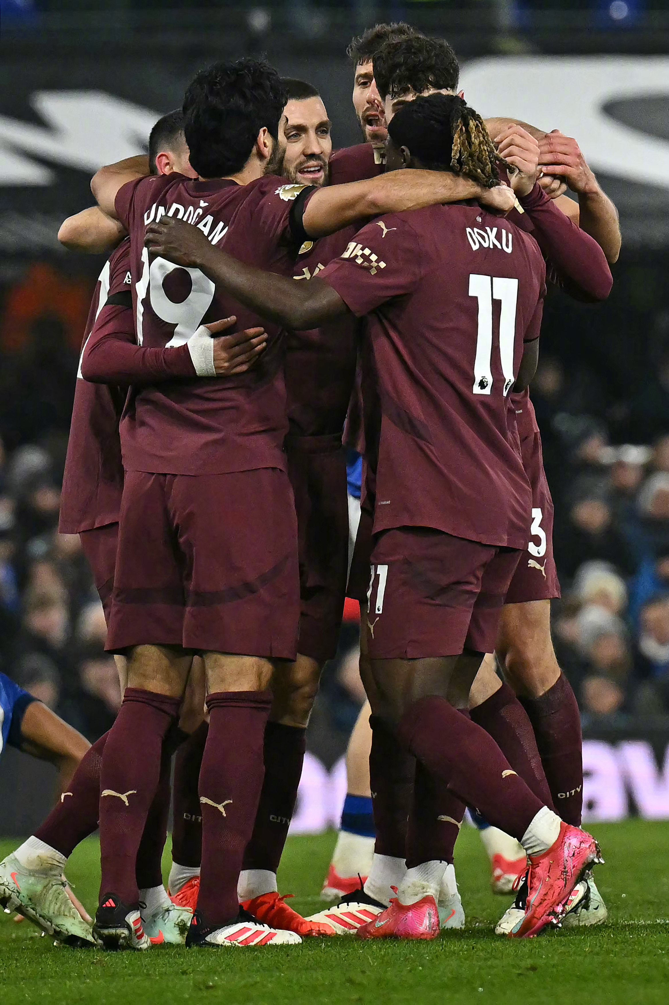 曼联碾压乌拉圭，弗拉霍维奇制霸全场