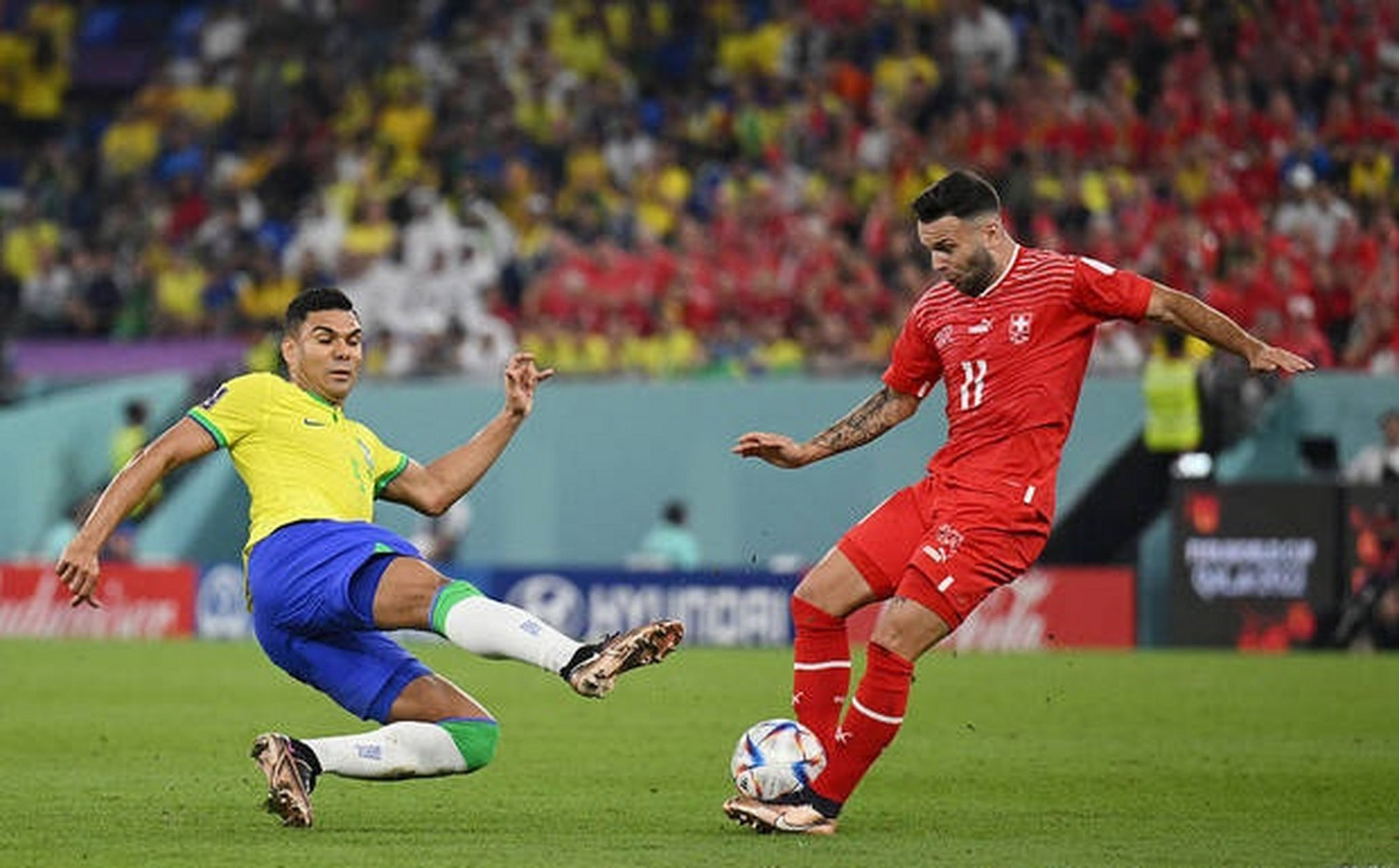 德国横扫丹麦，卡塞米罗关键制胜