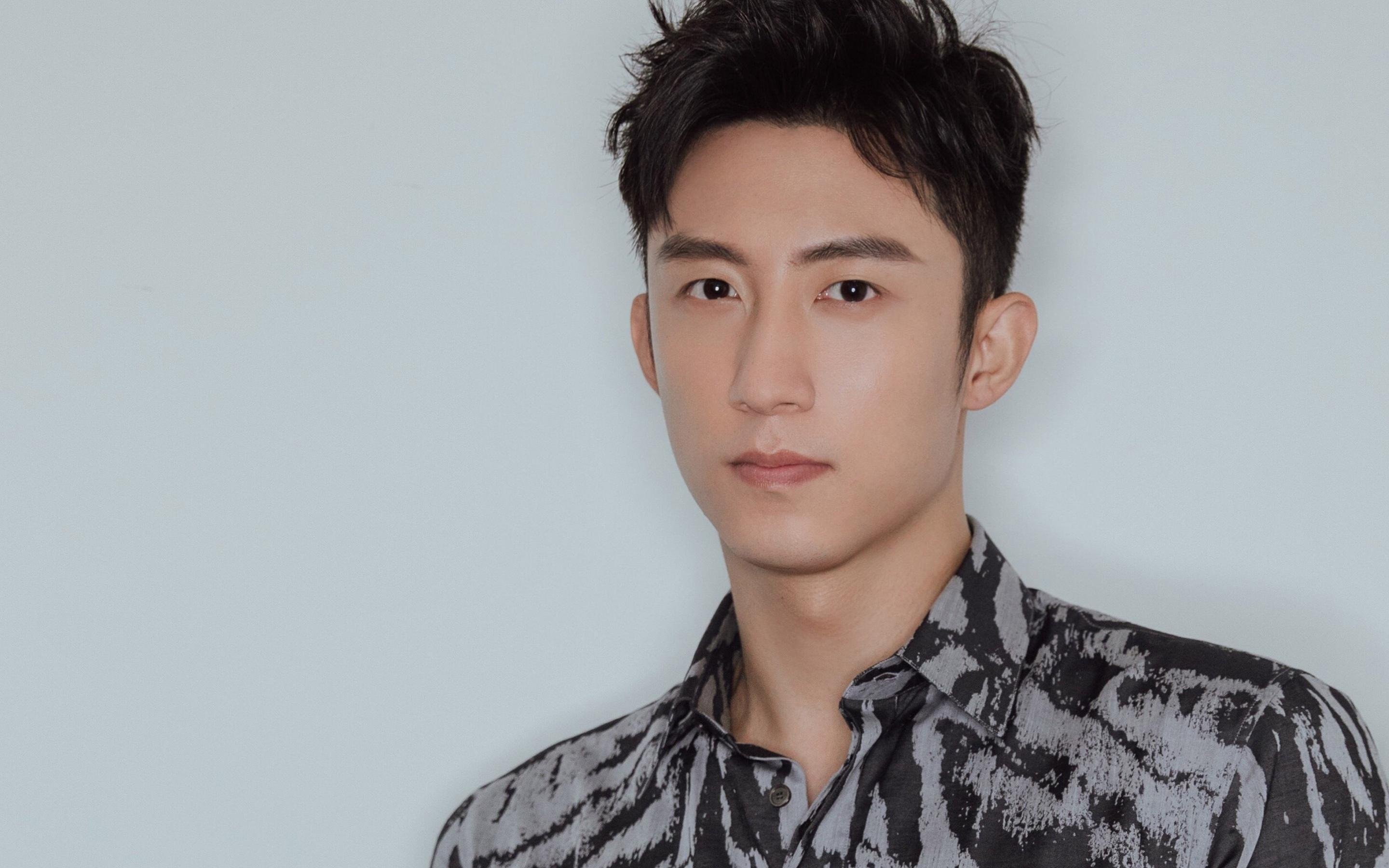 逆袭之路，雷诺车队的策略奇迹与维斯塔潘的决胜之环