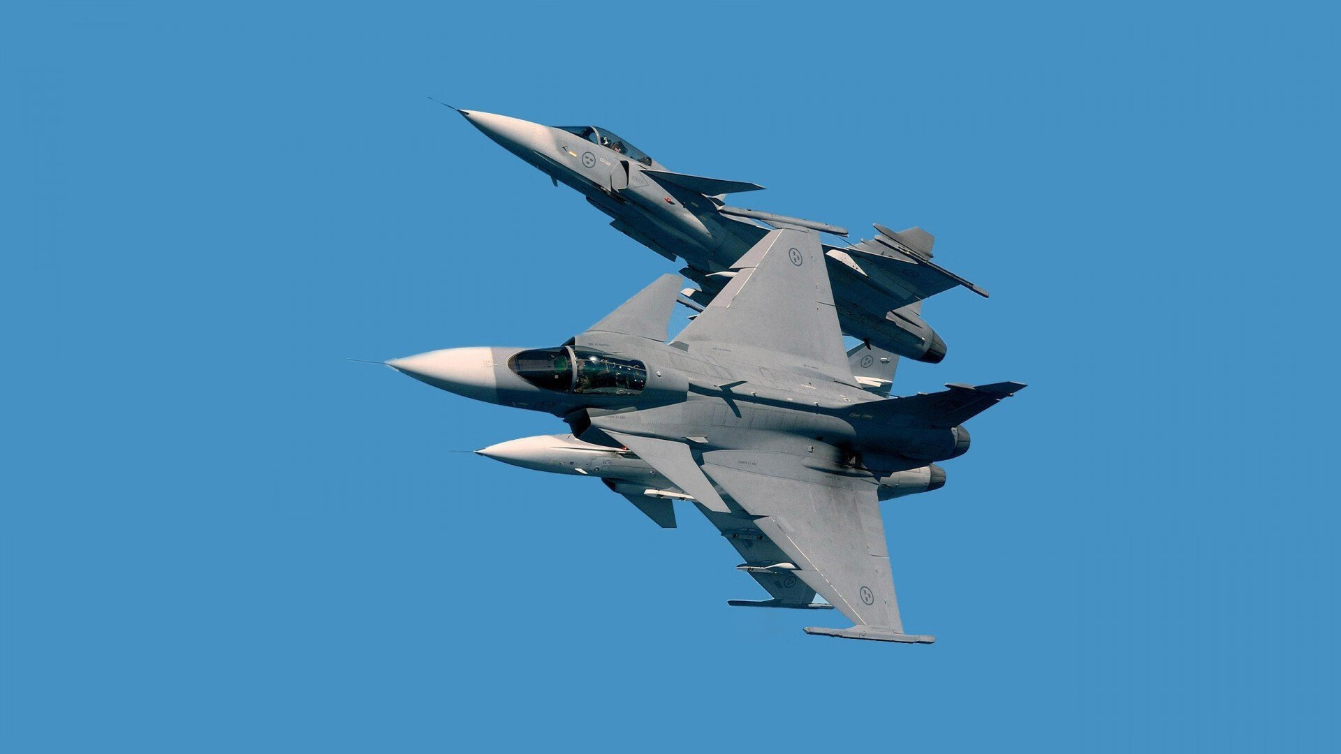 安赛龙关键制胜，丹麦队险胜泰国队