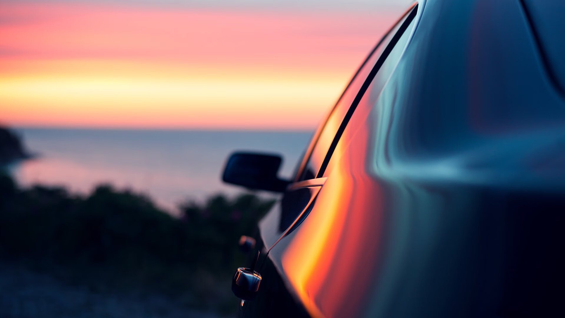 F1街道赛之夜,当法比尼奥在都市峡谷中点燃胜利的魔幻现实