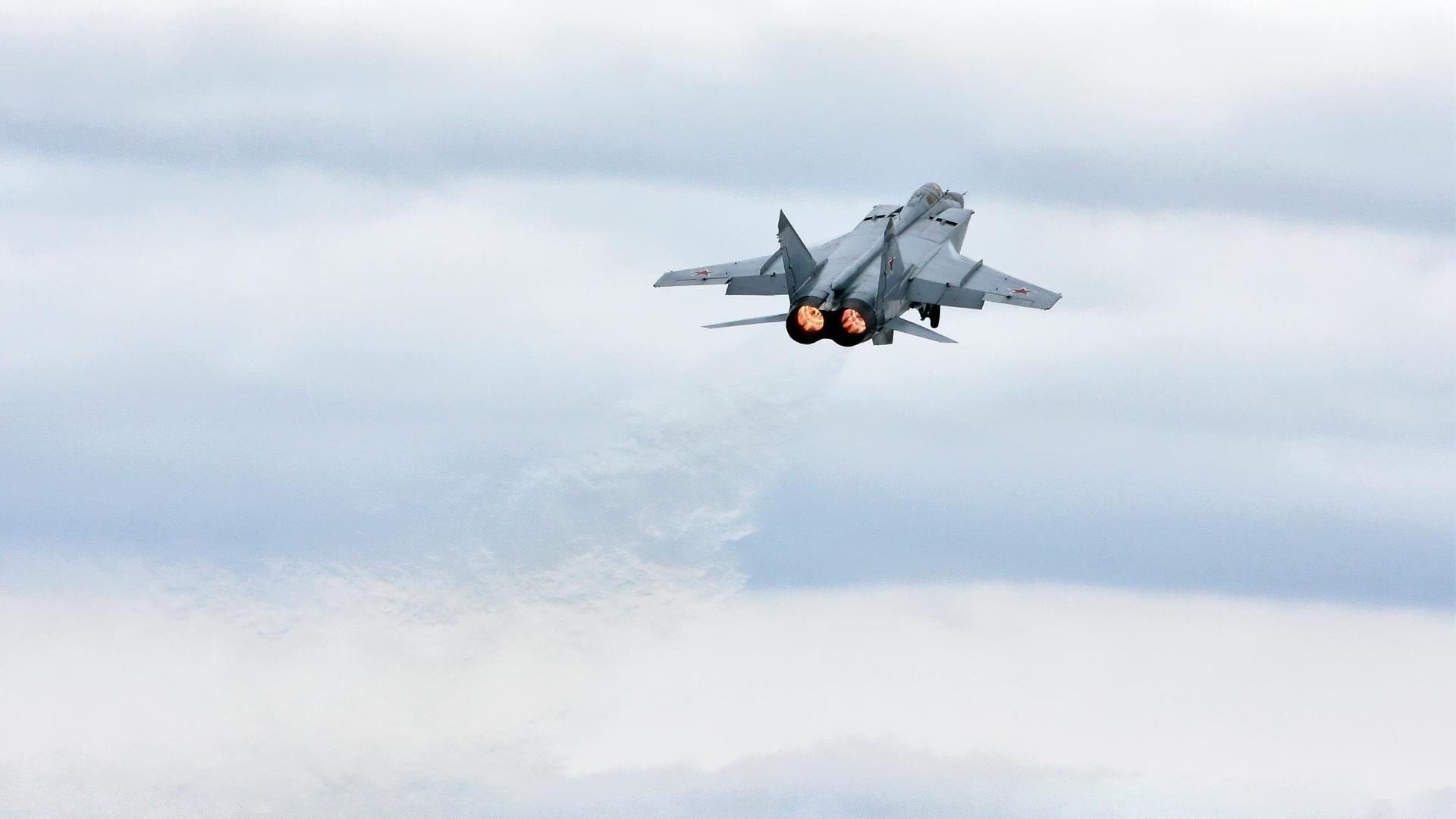 锡安压制级发挥领衔，公牛一波流带走马刺