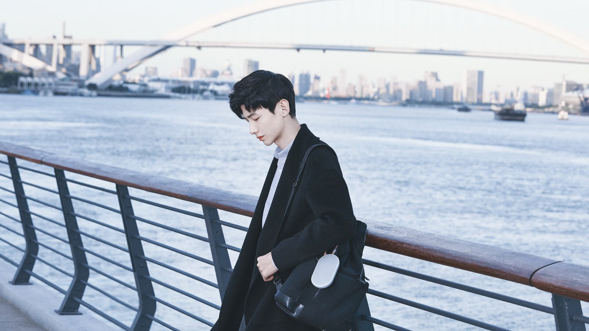 辽宁队封锁火箭队,拉梅洛连续得分拉开差距—跨洋对决的篮球传奇