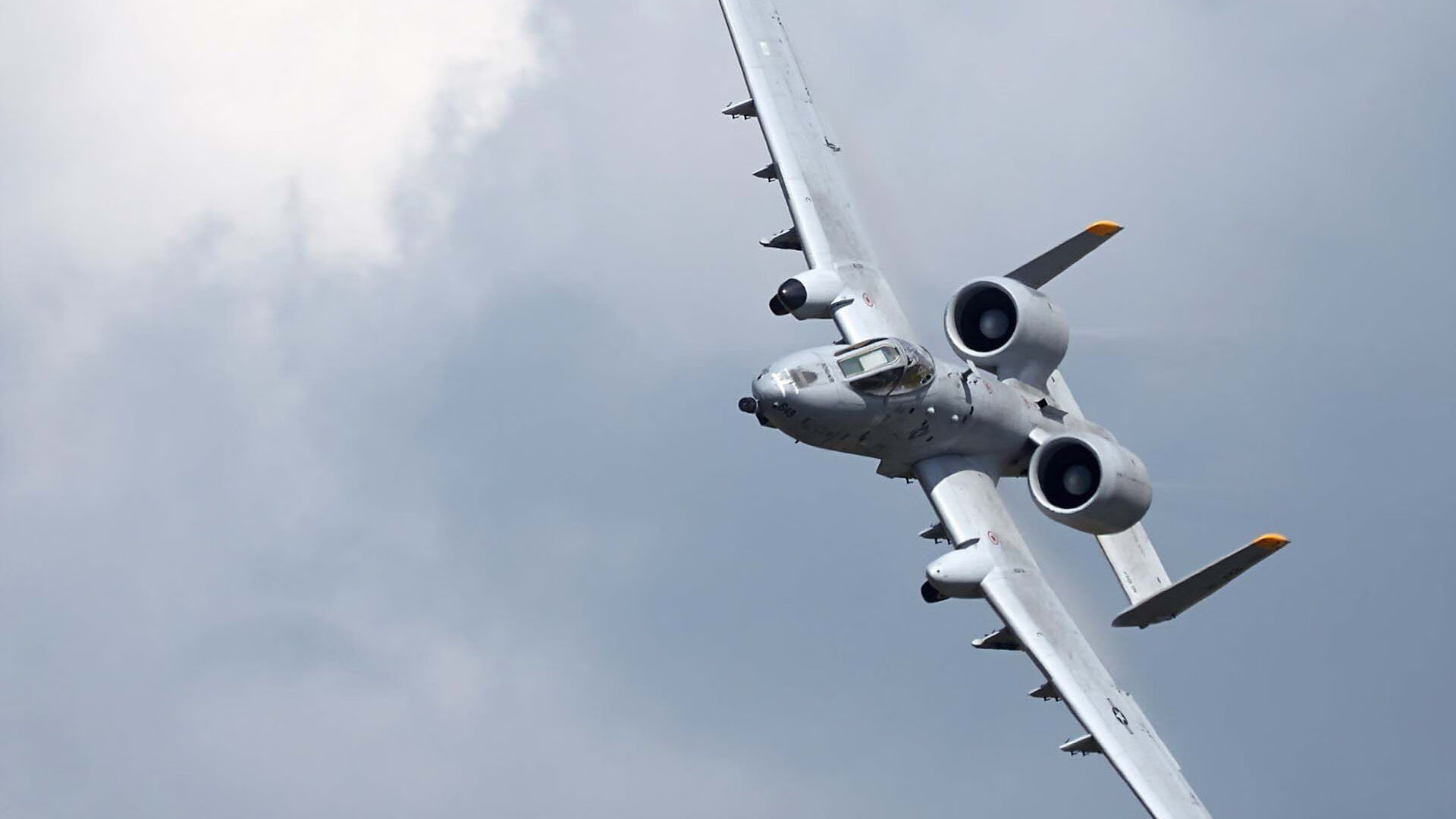 异乡人,主宰者,在伦敦的雨夜里,他是唯一的灯塔